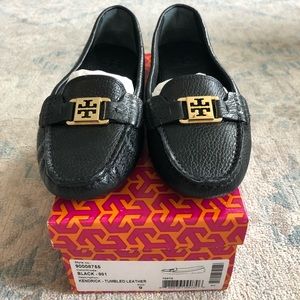 Tory Burch Kendrick Tumbled Black Leather Loafer